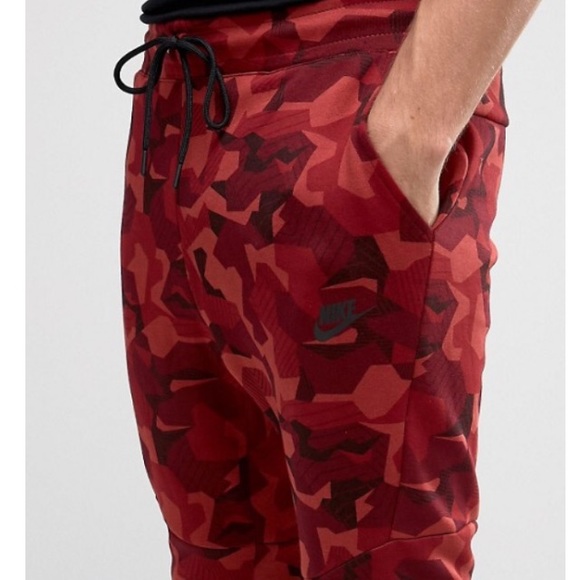 red camo tracksuit mens